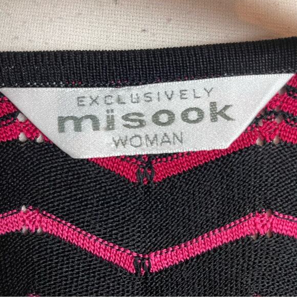 Misook Red Pink Black Chevron Tank 24.5" pit to pit 27" length 2X- 3X. - Picture 5 of 9